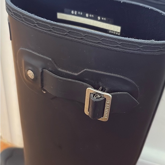 Hunter Classic Black Waterproof Boots - Picture 2 of 3